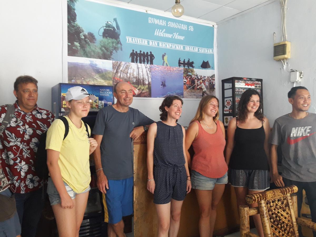 Rumah Singgah Manado Eksteriør billede