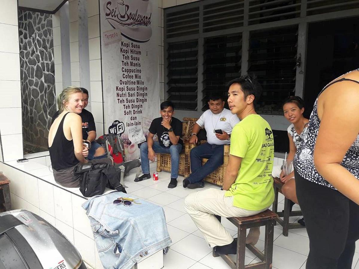 Rumah Singgah Manado Eksteriør billede