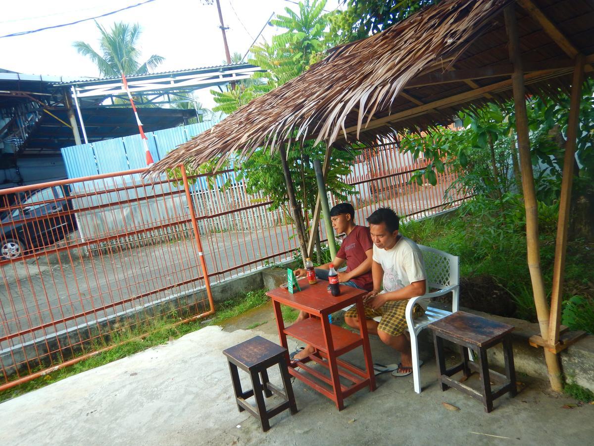Rumah Singgah Manado Eksteriør billede