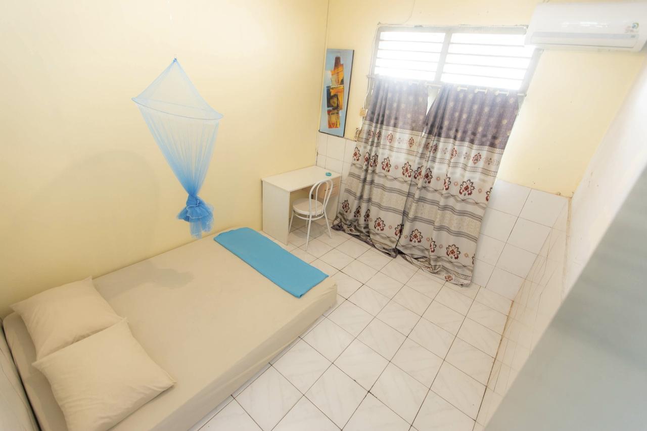 Rumah Singgah Manado Eksteriør billede